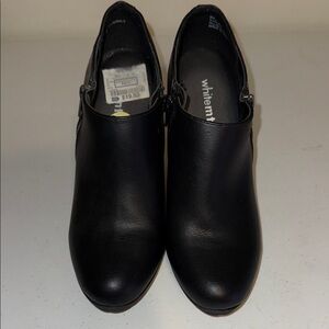 White Mountain Women's Black Ankle Booties
